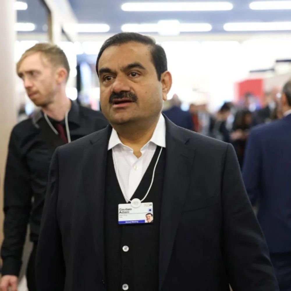 us-court-dismisses-bribery,-fraud-case-against-gautam-adani:bribery,-fraud-charges-dropped;-adani-says-‘i-respect-the-court’s-decision’