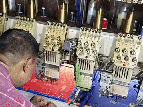 surat’s-textile-industry-struggles-as-china’s-yarn-production-drops-50%:stakeholders-urge-textile-ministry-to-waive-customs-duties