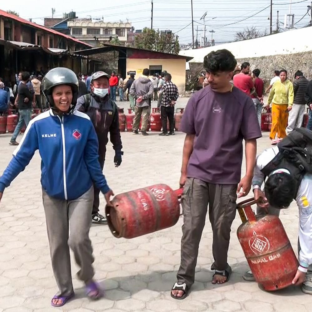 ‘villagers-can-now-book-cooking-gas-cylinders-every-25-days’:improving-lpg-supply-prompts-govt-to-take-step-in-citizens’-favour