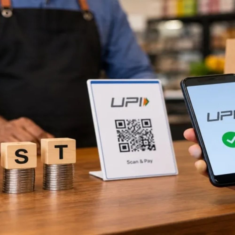 who-will-have-to-pay-gst-on-upi-transactions?:will-18%-gst-apply-to-the-full-amount-or-just-mdr?-know-the-details