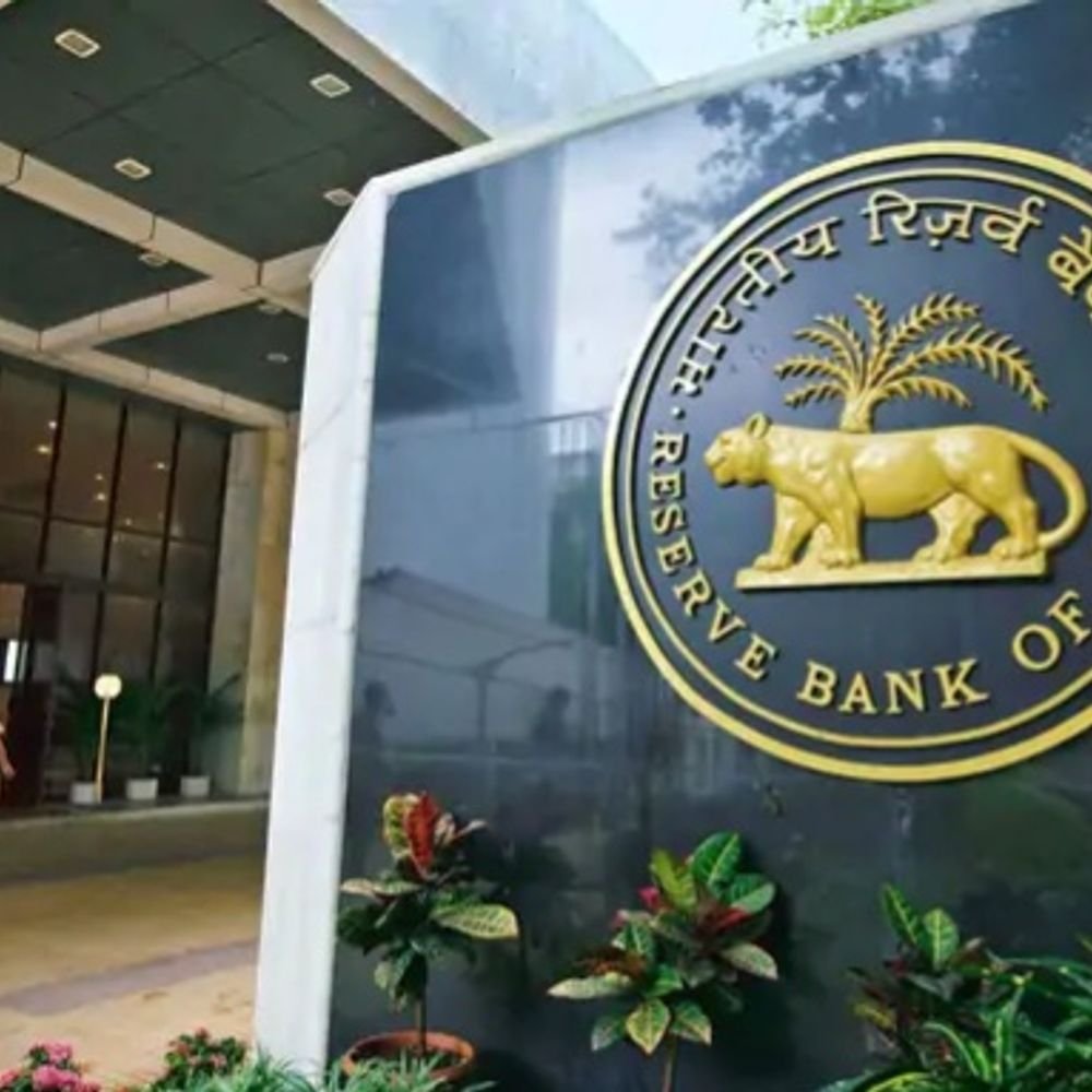 rbi’s-plan-to-stop-the-rupee’s-decline:special-dollar-window-opened-for-state-run-oil-companies,-forex-derivatives-trading-rules-tightened