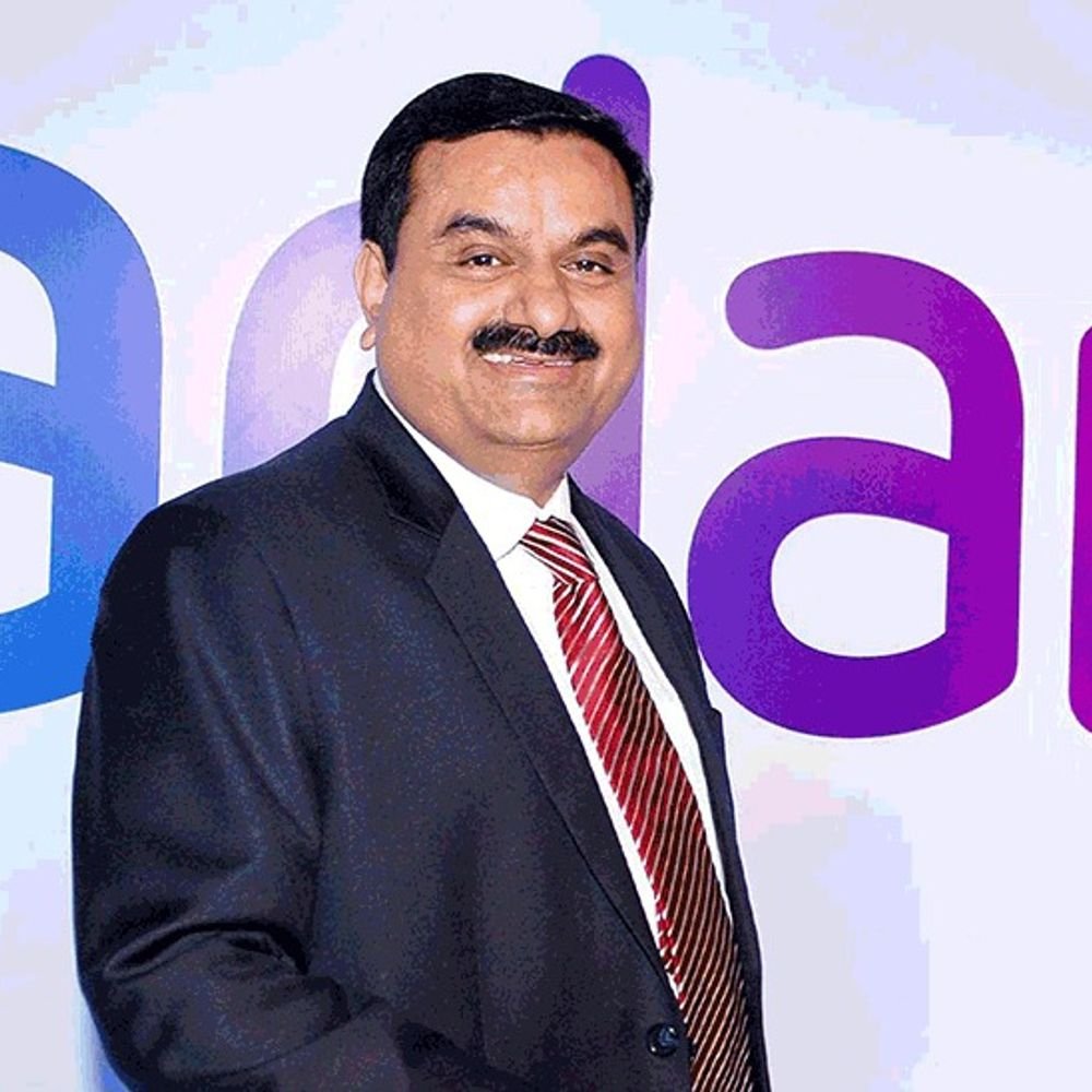 adani-energy-solutions-q2-results-today:profit-expected-to-remain-stable;-share-at-₹1,326,-experts-say-avoid-fresh-buying-for-now
