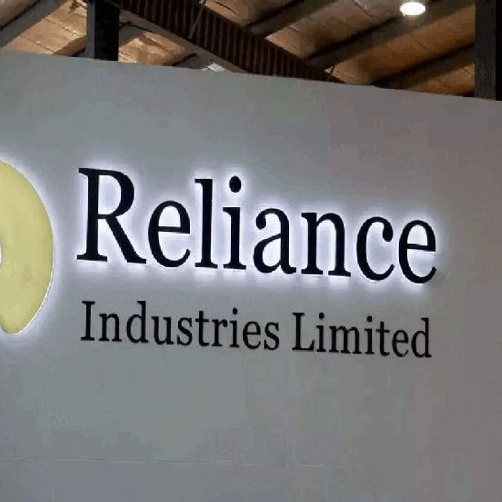 reliance’s-sept-2026-quarter-results-to-be-out-today:company’s-profit-could-be-₹21,000-crore;-refining-jio-to-drive-earnings