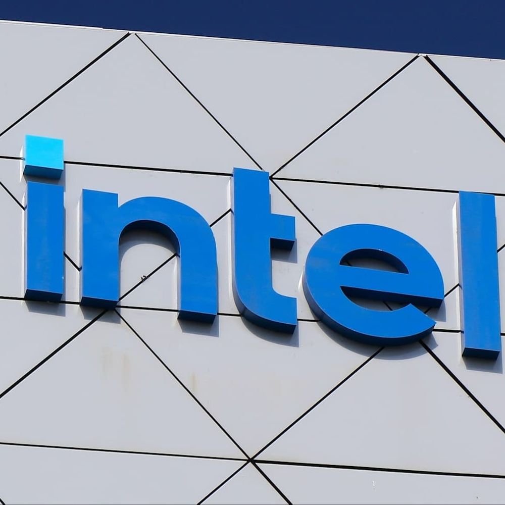 intel-shares-fall-29%-in-a-single-day:israel-plant-blast,-pc-market-slowdown-blamed-for-trump-administration-losses